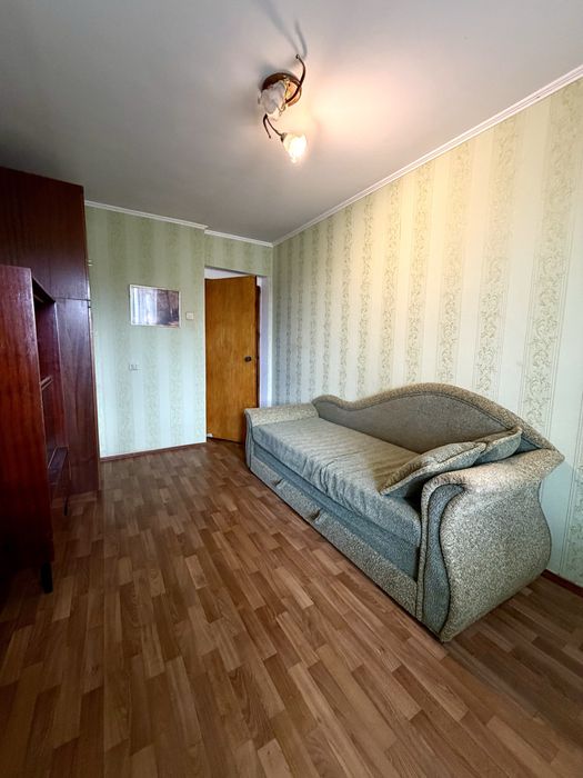 Оренда 3к квартири, Виставка