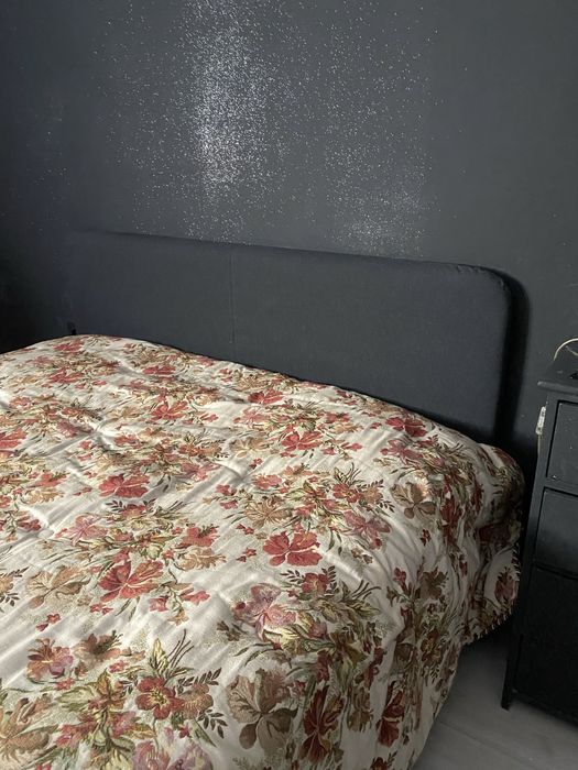 Cama casal Ikea