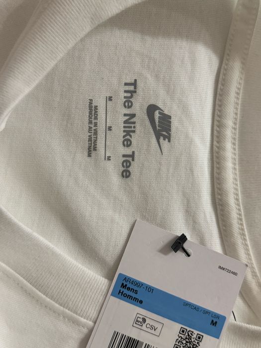 Koszulka Nike M tshirt haft NOWA biała