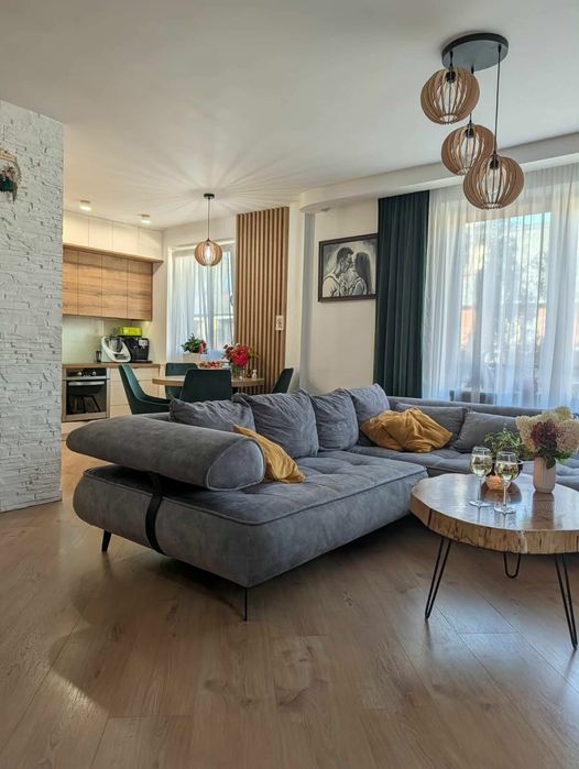 Mieszkanie Dwupoziomowe 80 m²  Po remoncie, klimatyzacja, bezpośrednio. Więcej zdjęć pod linkiem