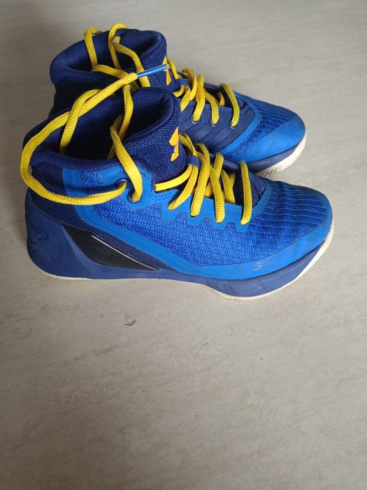 Buty chłopięce Under Armour 31