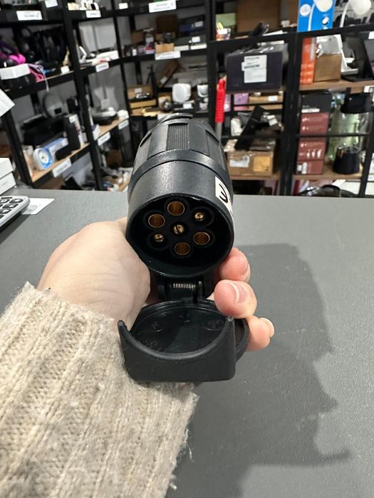 Gniazdo przyczepki 7/7 Adapter