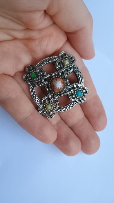 Piękna broszka w stylu celtyckim, boho, alternative, witchy.