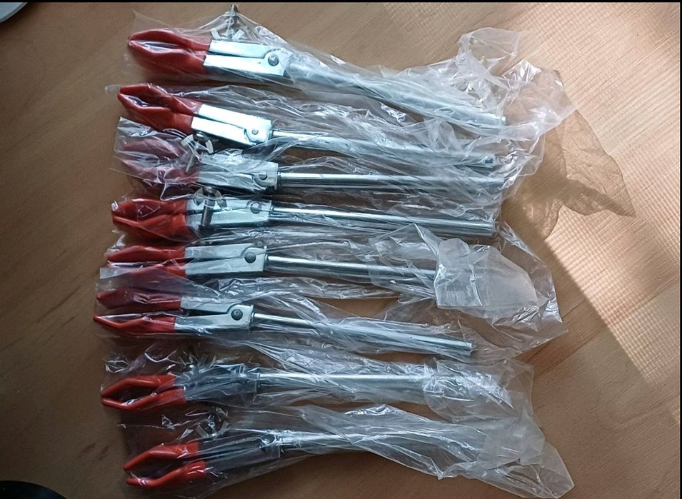 Лабораторні лапки і зажими,струбцини, зажими,  лабораторна лійка