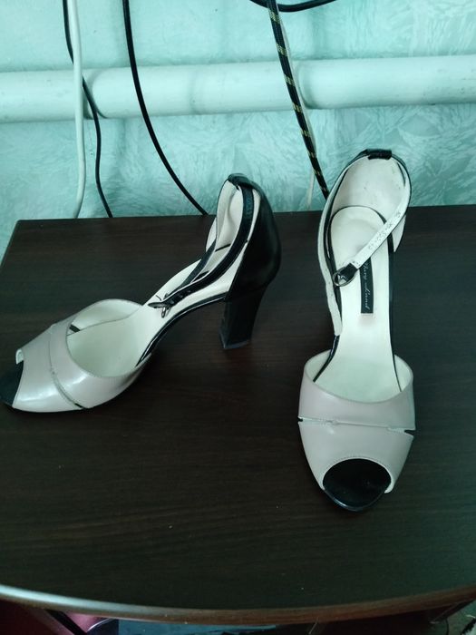 Классные босоножки