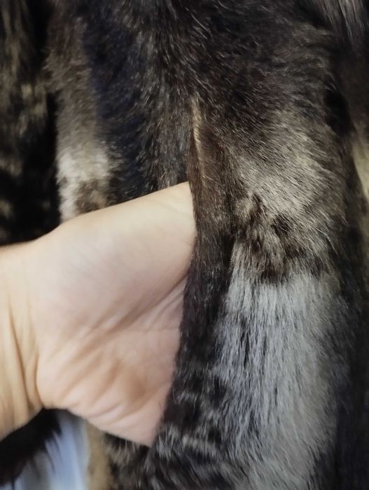 Шубка коротка з кози