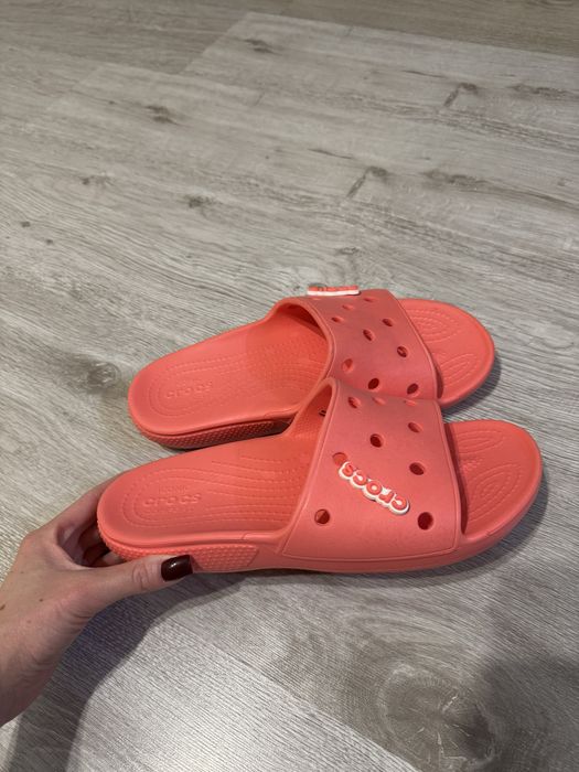 Жіночі шльопанці Crocs Classic Slide оригінал