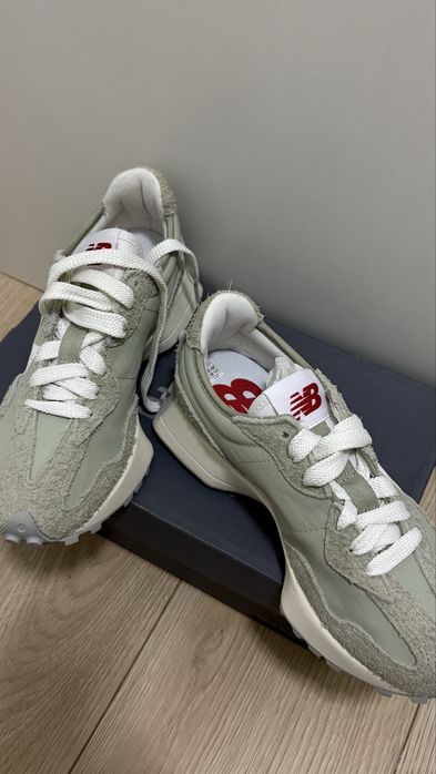 Жіночі кросівки  New Balance