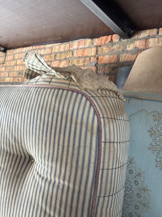 Матрац пружинний  віддам