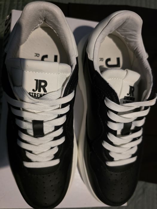 Sapatilhas jonh richmomd 39