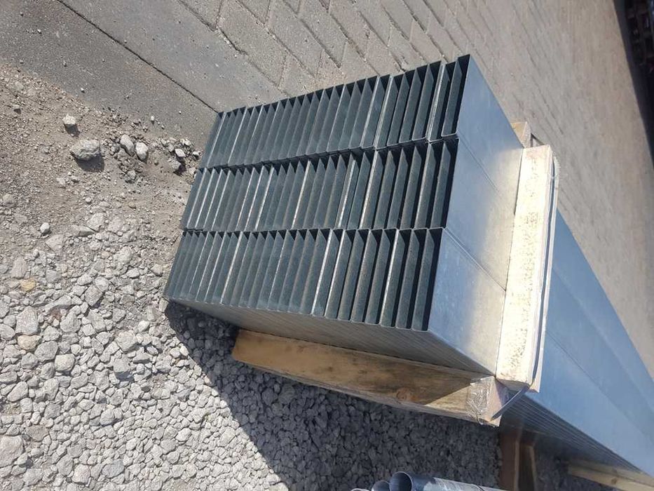 Profil zamknięty ocynk 140x20x1,2 160x20x1,2 180x20x1,2 200x20x1,2mm