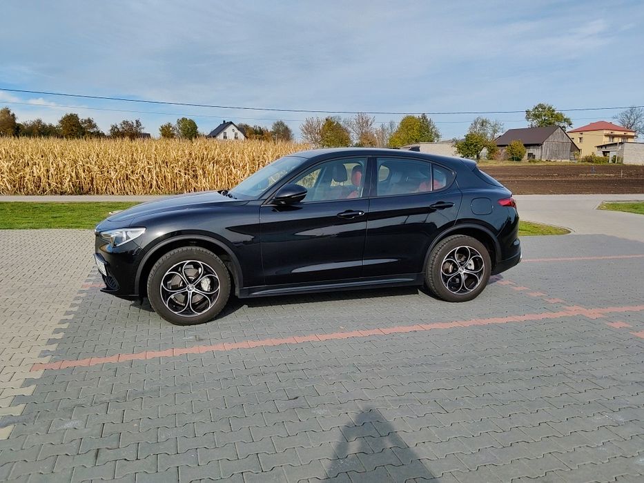 Alfa Romeo Stwlvio 2.0