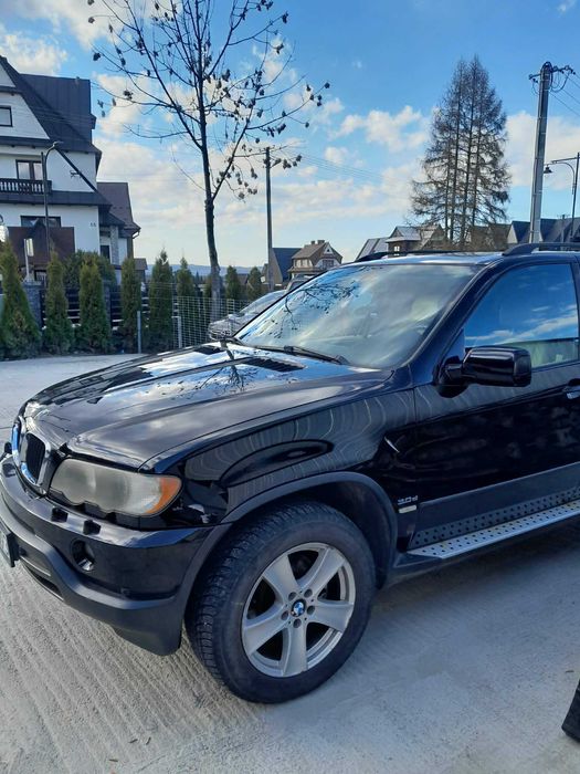 Auto BMW X5 E53