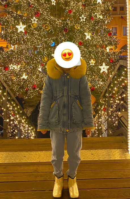 Зимова куртка на дівчинку зріст 134-140 см.