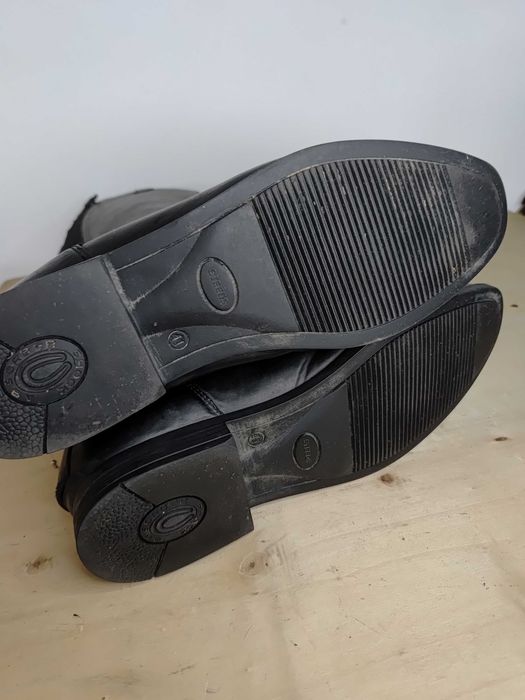 206.41. Oficerki Steeds Brasilia, roz: 41 Slim, łyd: 34,5cm, wys: 48cm