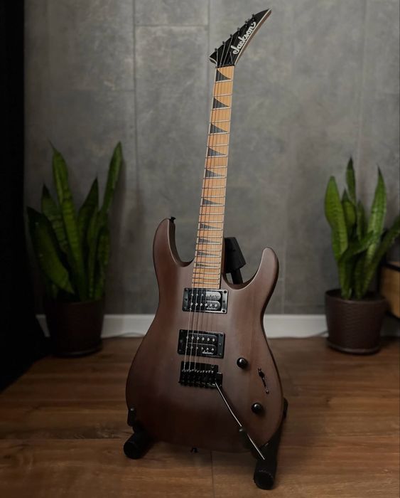 Jackson JS24 DKAM Dinky Arch Top Black Satin, 2023