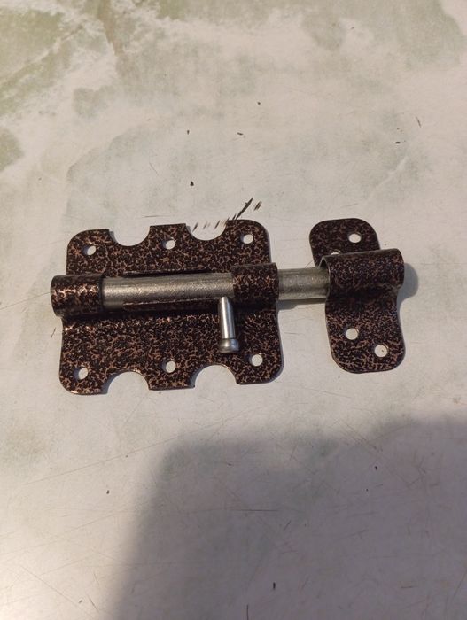 Шпингалет новый  массивный