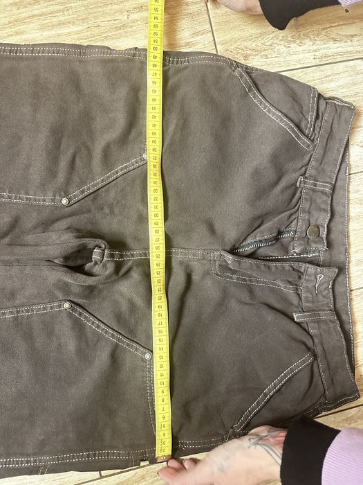 Штани карго від Carhartt