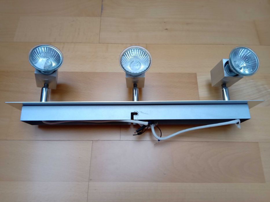 Kinkiet potrójny metalowy srebrny