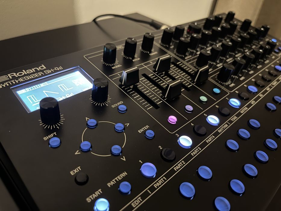 Sintetizador Roland SH 4d