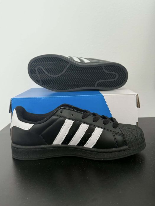 Adidas Superstar r.38