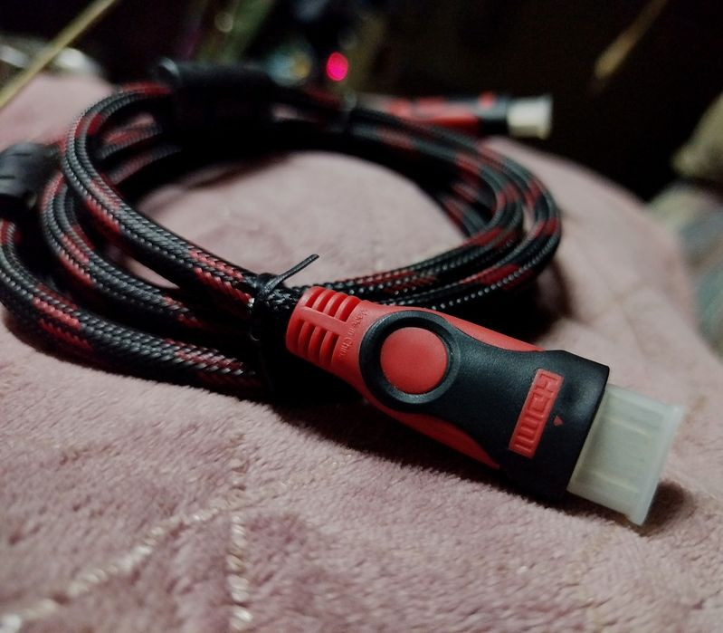 Кабель HDMI/HDMI 1,5м новий