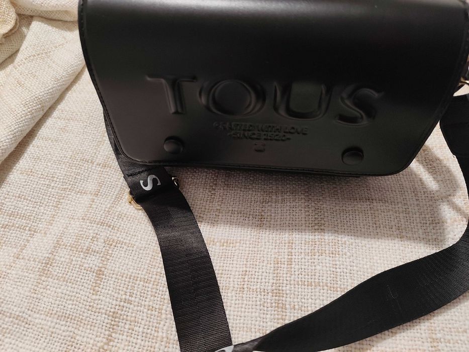 Mala preta com duas alcas