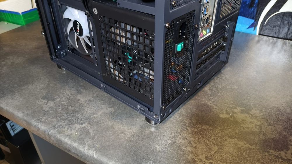 Komputer gamingowy ryzen 5 rtx 3070/rx6600xt ssd500nvme 16gb