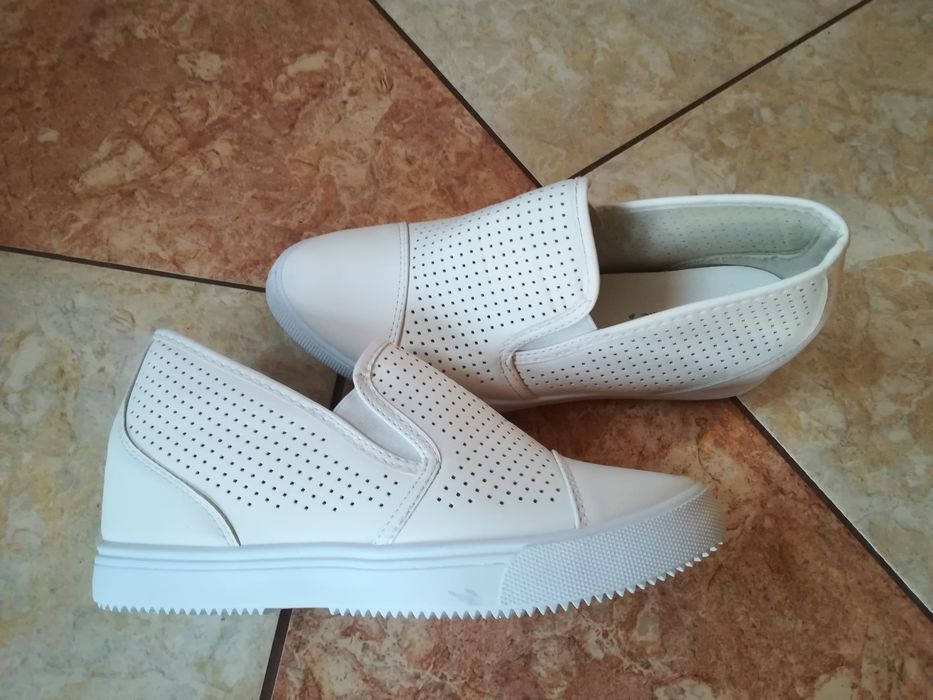 Buty na wiosenne r. 40/41