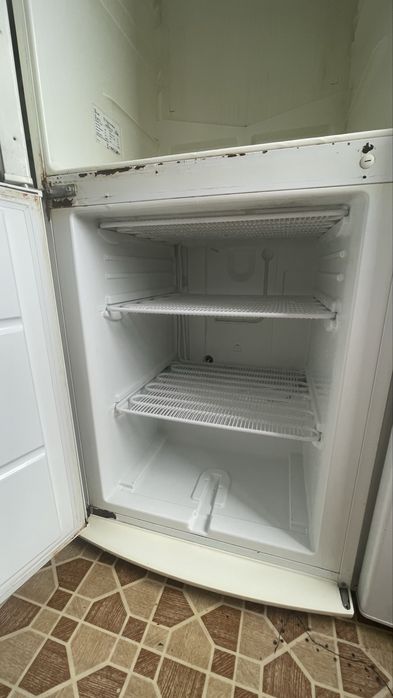 Холодильник Electrolux