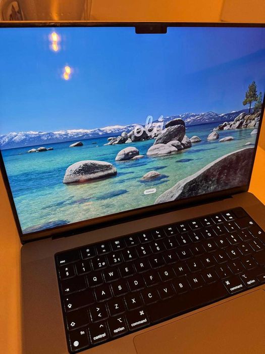 Usados Premium: MacBook Pro (16', 2021, M1 series)