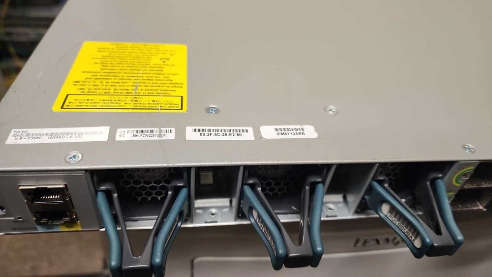 Комутатор/ світч WS-C3850-12X48U-L UPoE