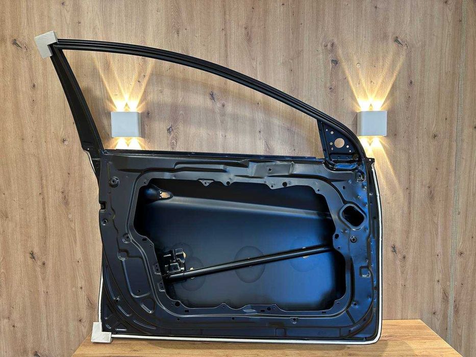 Двери Hyundai Sonata YF дверь правая/левая 76003-3S000 76004-3S000