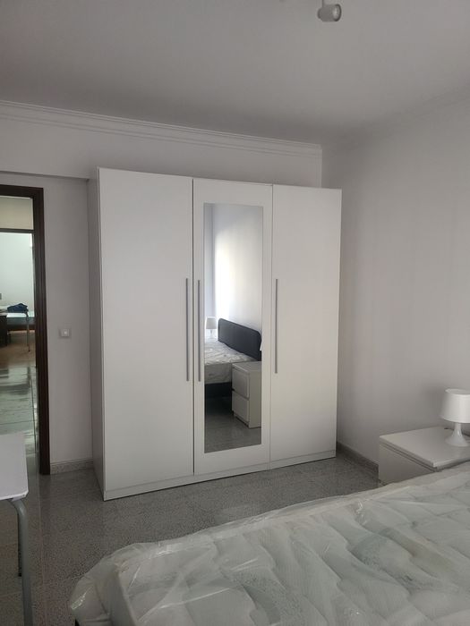 Quarto de casal ou 2 pessoas em Ouressa, Mem Martins