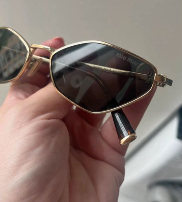 Óculos de sol Miu Miu originais