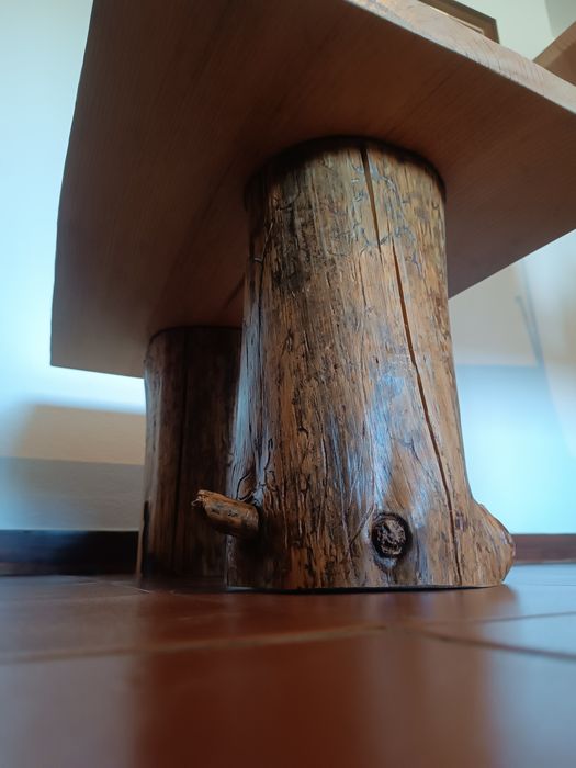 Mesa de centro em Pinho