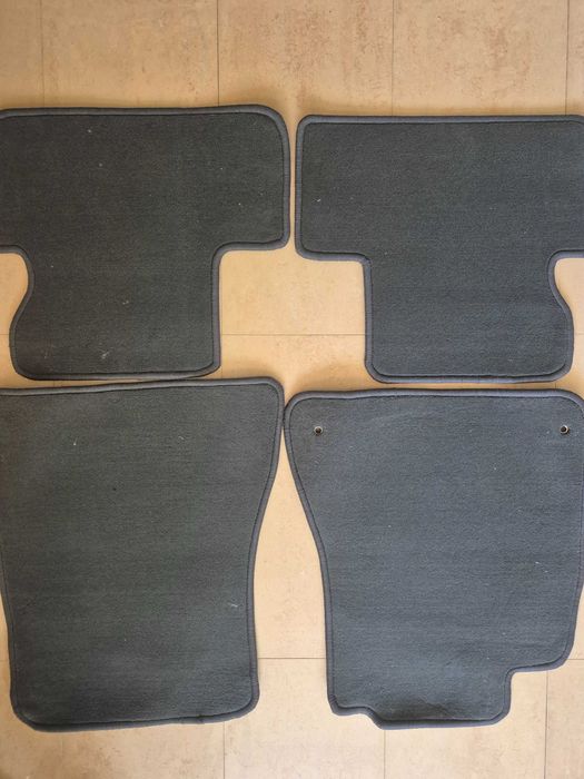 Tapetes para Lexus 220