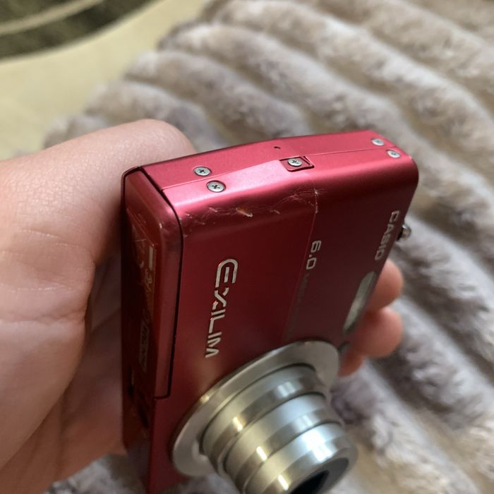 Фотоапарат casio exlim ex-z600