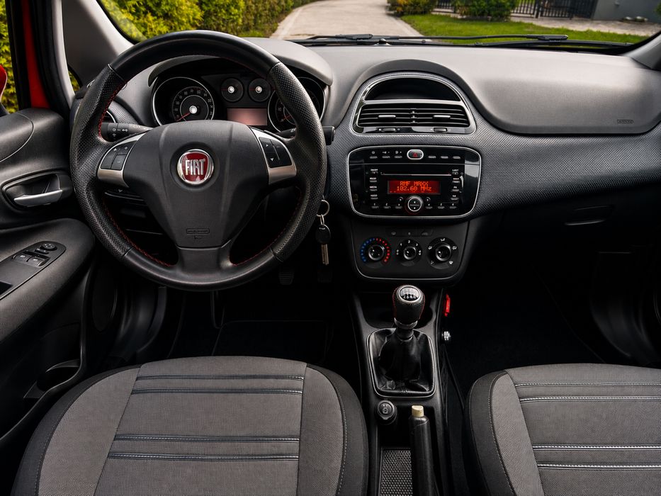 Fiat Punto Evo 1,4  Rezerwacja ! 1 Rok Gwarancja GetHelp w cenie !