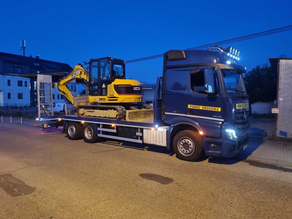 Pomoc drogowa Transport koparek maszyn samochodow
