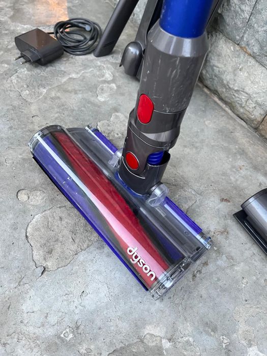 Dyson V11 Absolute