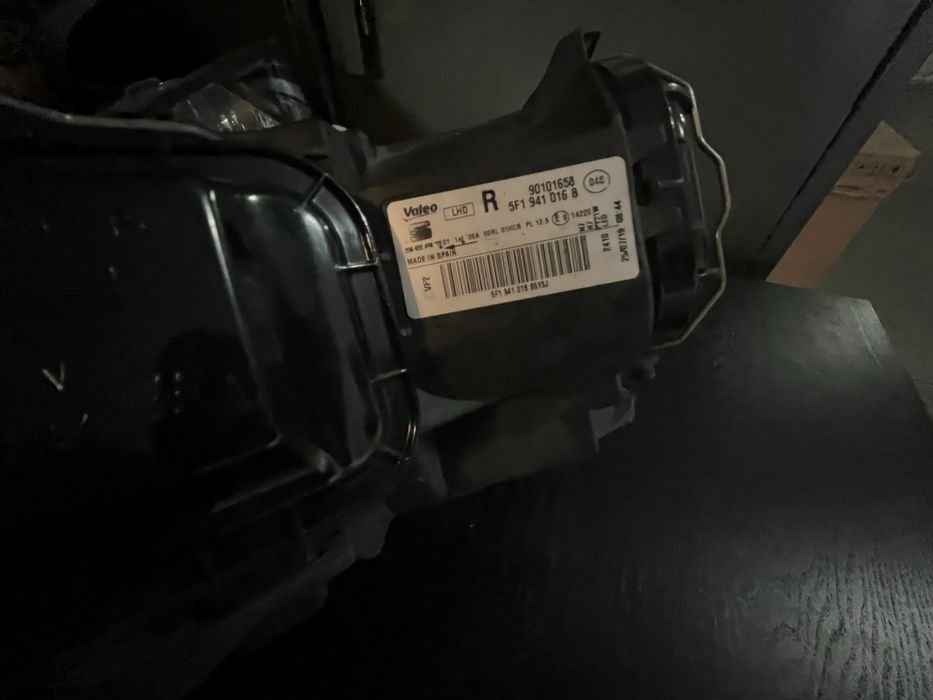 Farol esquerdo seat leon 5F
