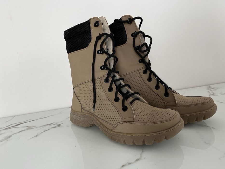 Тактичне літнє взуття високі берці койот пісок дихаючі