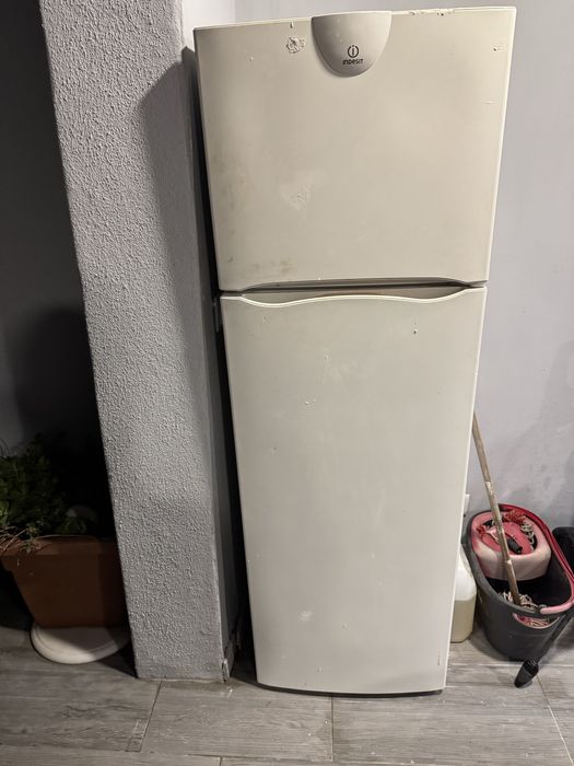 Frigorifico em bom estado geral