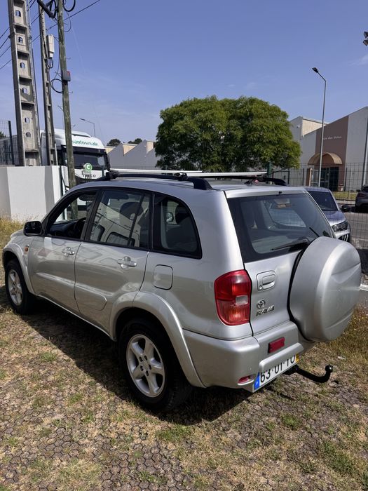 Toyota Rav4 2.0 D4D  II  4x4 — photo 3