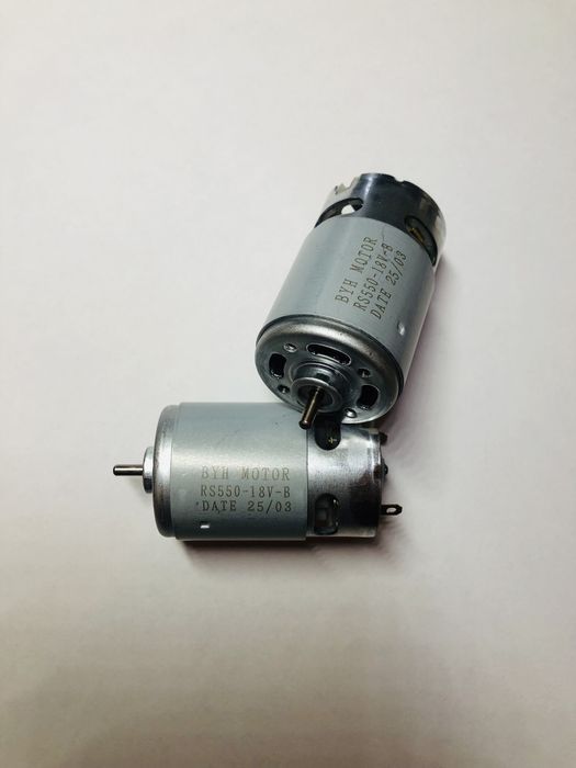 Мотор RS550-18V.