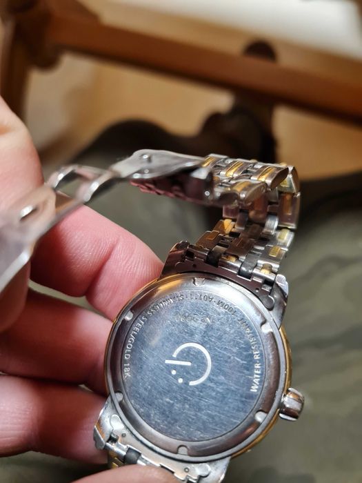 Часы американо-швейцарской компании Gevril