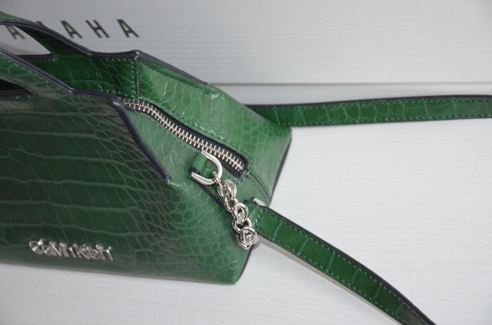 zielona torebka Calvin Klein na ramię