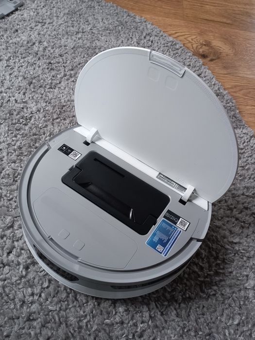 Продам робот-пилосос Samsung Jet Bot 
Продам робот-пилосос Samsung Jet