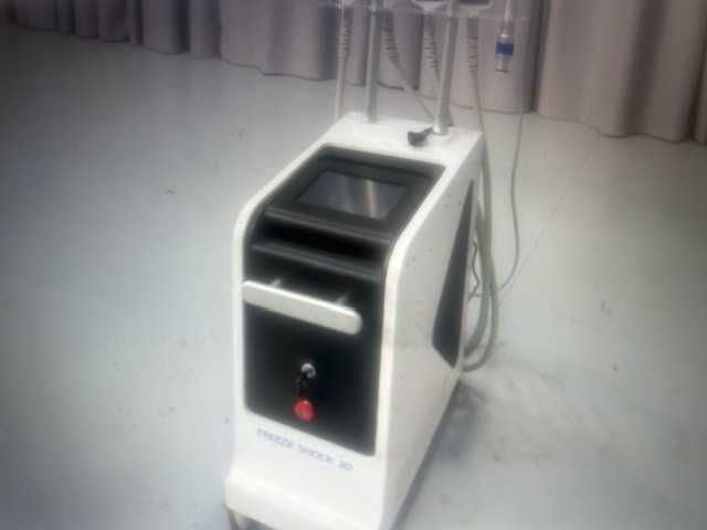 kriolipoliza plus fala uderzeniowa Freeze Shock 3D